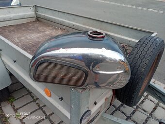 Jawa 250,350 California nádrž černá-chrom - 2