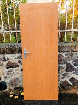 Interiérové dveře plné 70P - 2