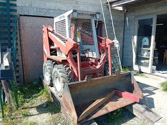 Gehl 3610 smykový nakladač r.v.1984 - 2