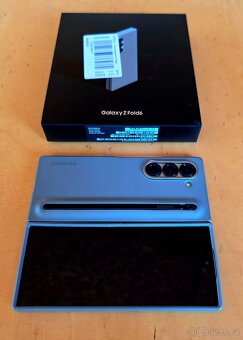 Samsung Galaxy Z Fod6 - 2