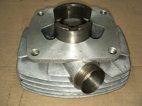 Válec ČZ 125 / 984 - 2