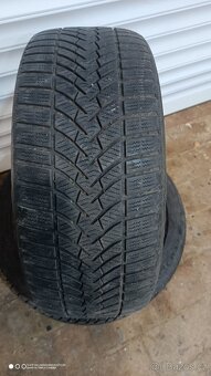 Zimní pneumatiky 235/45r18 - 2