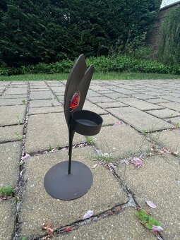 Kovový svícen na čajovou svíčku - 2