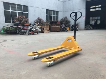 Paletový vozík, 2000kg - 2