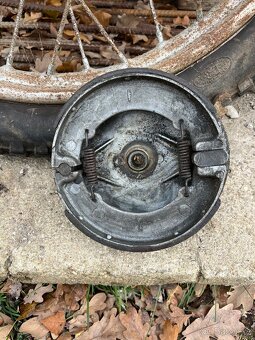 Přední kolo Jawa perak - 2