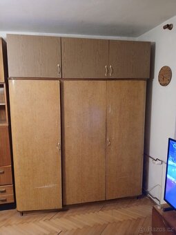 Obývací stěna + skříň - 2