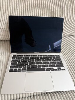 MacBook Air 2020 + Apple Magic Mouse - 2