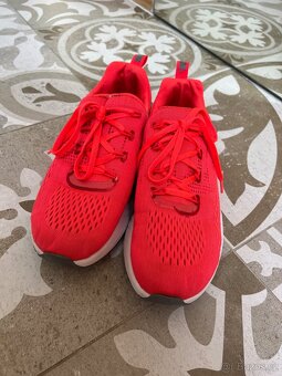 Vynikající tenisky REEBOK, vel. 38 - 2