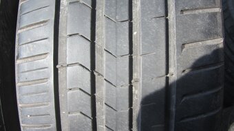 Letní pneu 235/40/18 Vredestein - 2