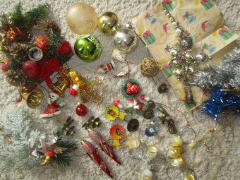 staré  vánoční ozdoby-doplnky - 2