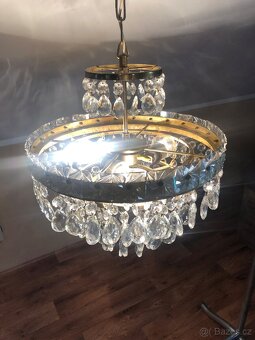 LUSTR S RODOKMENEM - 2