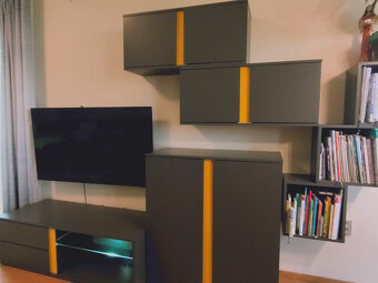 TV stolek + skříňky - 2