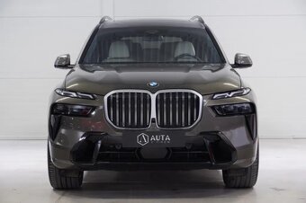 BMW X7, 40i,M-PAKET,HUD,PANO,ZÁRUKA - 2
