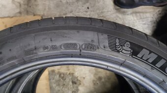 Michelin 275/45 R20 - 2