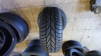 Pneu 185/60/14 - 2