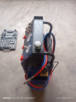 Plnička automatických převodovek - 2