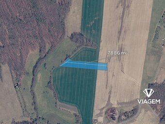 Pole 6 874 m² - 2