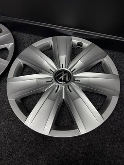 Poklice / kryty kol VW 16” nove - 2
