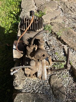 Cz 175 motor - 2