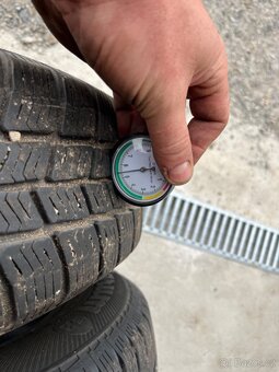 Pneu 175/70/14 - 2