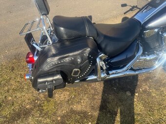 Suzuki Intruder VL1500 - 2
