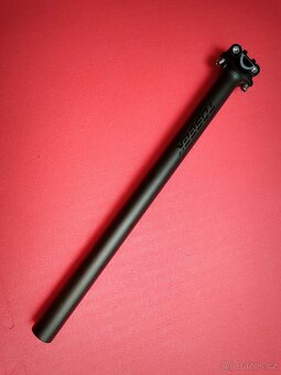 Karbonová sedlovka 27,2 400mm - 2