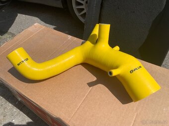 Silikonová hadice sání 1.8t - 2