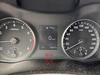 Hyundai i30 FastBack 88kW rv 2019 nájezd 70 867km - 2