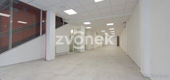 Pronájem obchodních prostor v centru Zlína, 147 m2 - 2