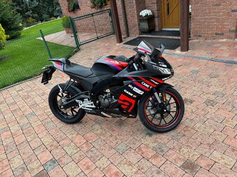 Aprilia rs 125 gp replica - 2