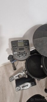 Elektrické bicí Alesis - 2