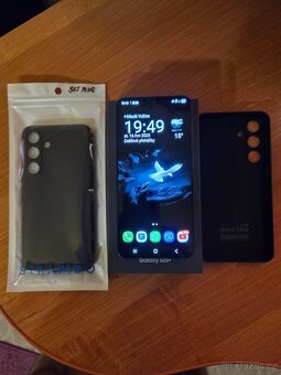 Samsung s25+, barva "navy" 12/512gb. - 2