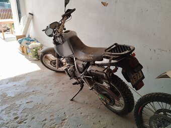 Honda Dominator 650 - 2