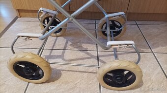 Dětský kočárek - 2