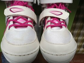 Dětské dívčí lední brusle vel. 34-37 - 2