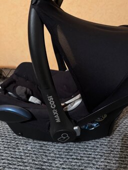 Autosedačka Maxi Cosi - 2