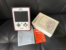 MIYOO MINI PLUS Nová herní konzole 64 gb bílá (Praha) - 2