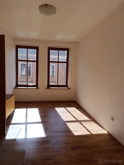 Pronajmu byt 2+1 v Broumově - 2