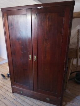 STAROZITNA SKRIN - 2