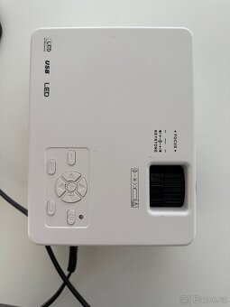 Projektor - 2