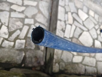 Polyethylenová trubka 32x3,0 HDPE - 2