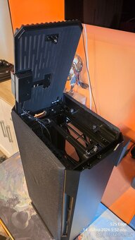 Phanteks Evolv Shift AIR ITX skříň - 2