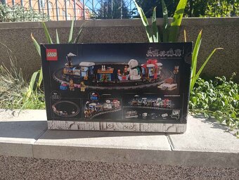 LEGO Icons 10361 Vánoční expres - 2