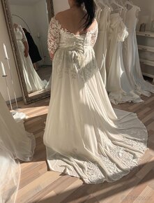 Svatební šaty pro plnoštíhlé - 2