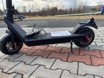 Elektrická koloběžka EASYBIKE X15 PHANTOM - 2