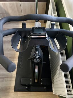 Cyklo trenažér HOUSEFIT ASTRA v záruce - 2