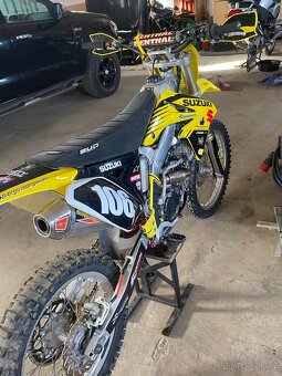 Suzuki RMZ 250 - 2