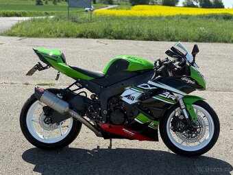 Kawasaki zx6r 2010 - 2
