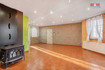 Prodej rodinného domu, 271 m², Jeřmanice, ul. Rádelská - 2