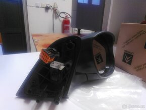 NOVÉ pravé Elektrické zrcátko Citroën Xara Picaso - 2
